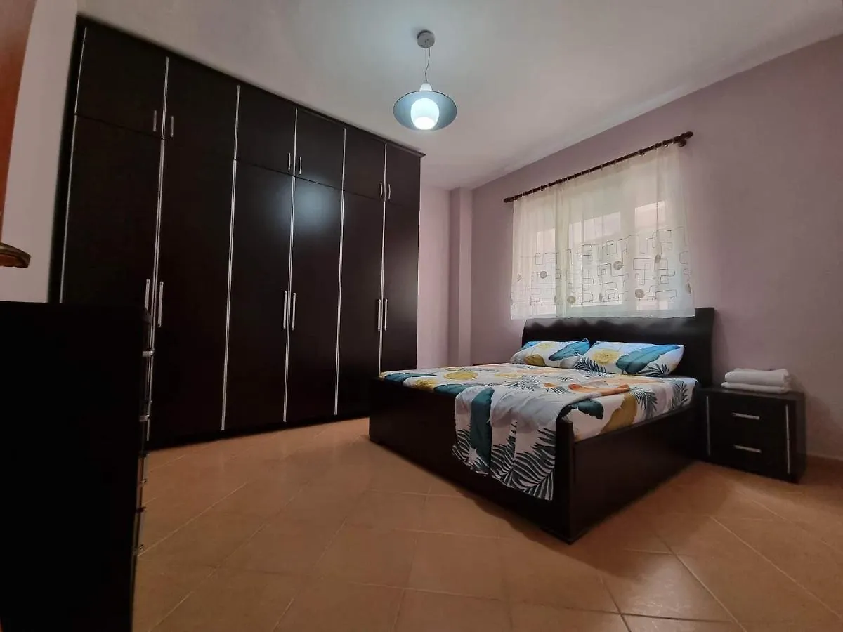 Liqeni Thate, Tirane Apartment  Tirana